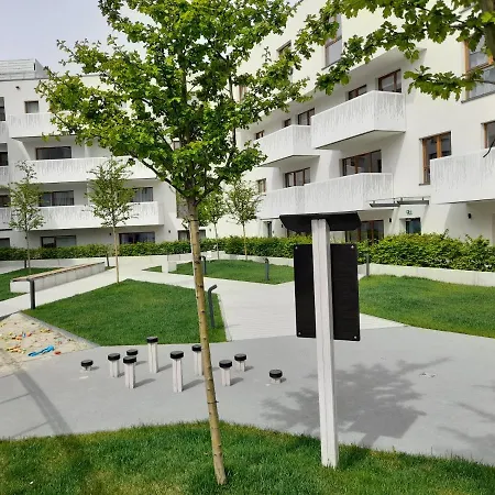 Апартаменты Golden Mood *